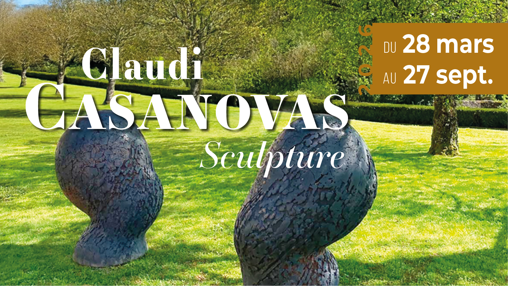 Château d'Ainay-le-Vieil, Exposition du céramiste Claudi Casanovas dans les jardins, en collaboration avec la Galerie Capazza.